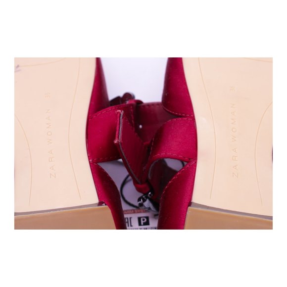 SOLD! ZARA Red Pointed Toe Rhinestone Buckle Satin Ballet Flats NEW - Picture 8 of 10